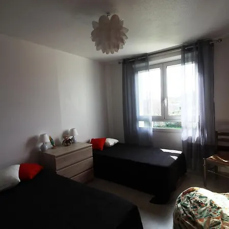 דירה Appartement Les Eglantines *